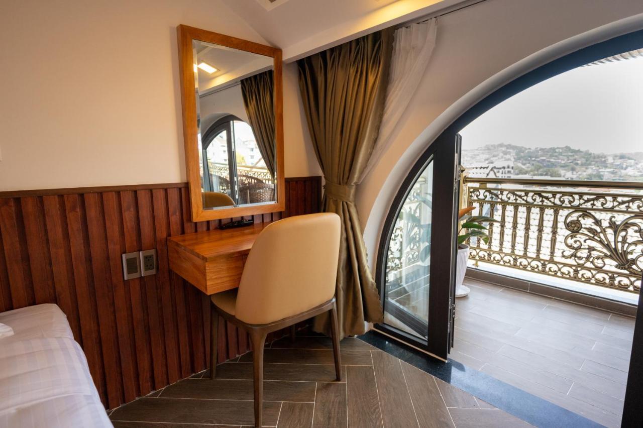 La Fleur Premium Central Apartment Hotel Da Lat Exterior photo